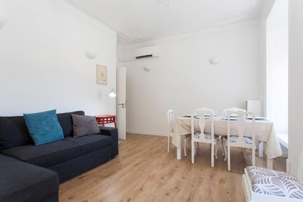 Near The River 3 Bedrooms Flat, With Ac For 9 * Lisbon